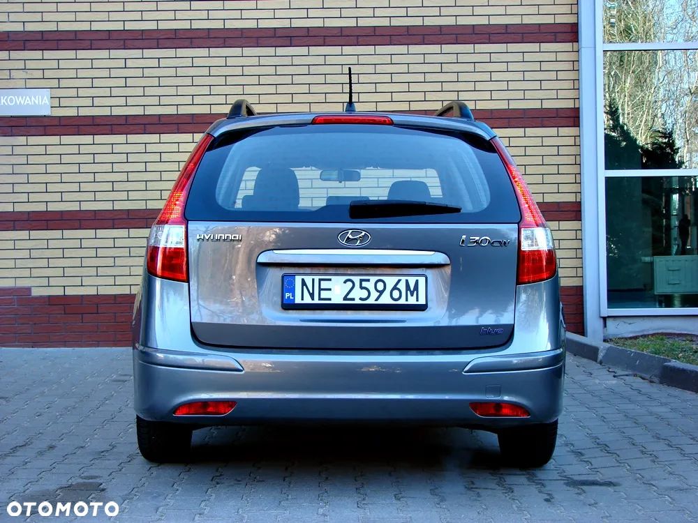 Hyundai i30 i30cw 1.4 blue Comfort - 12