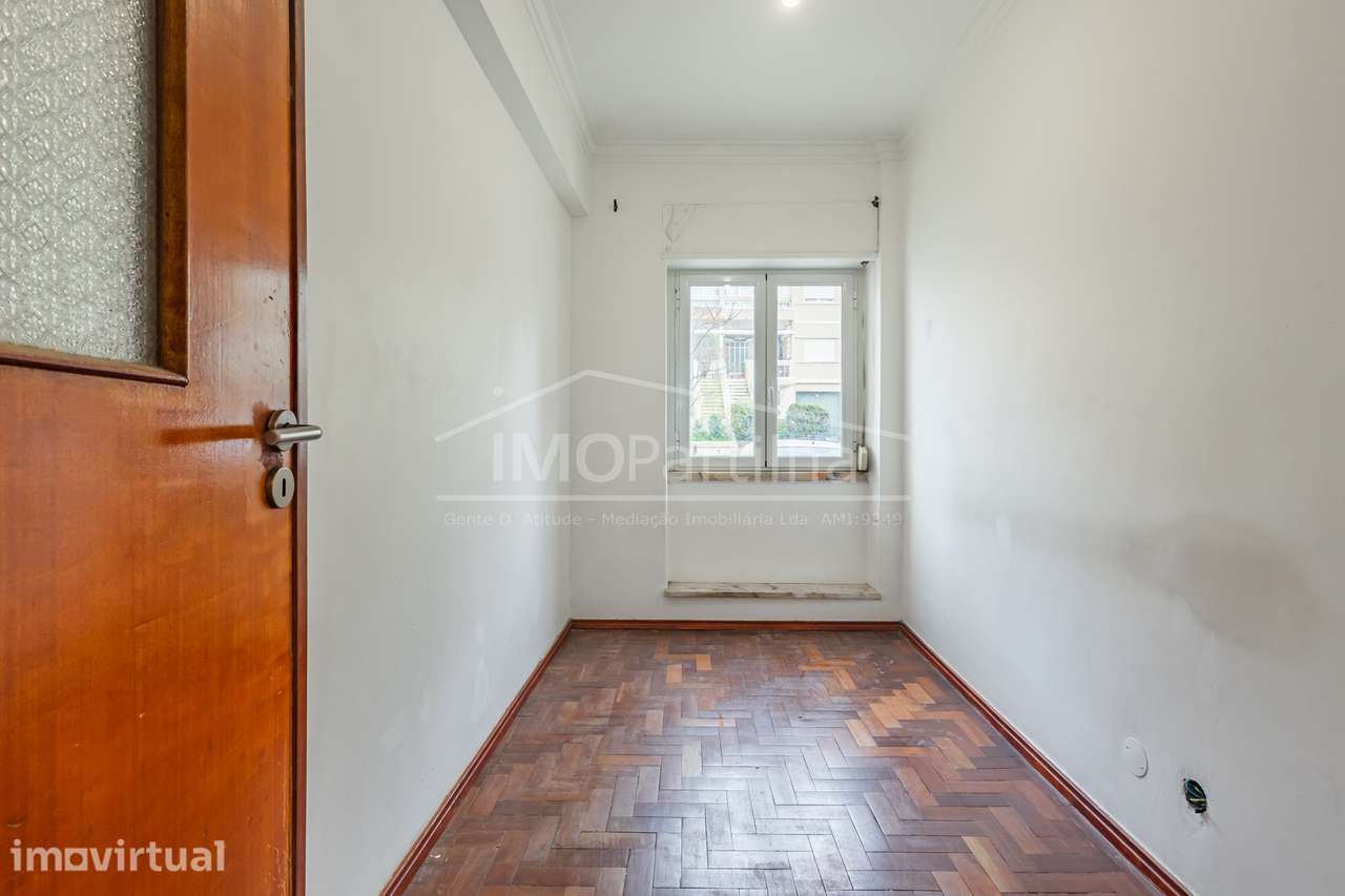 Apartamento T2
Agualva Cacém - Grande imagem: 4/17