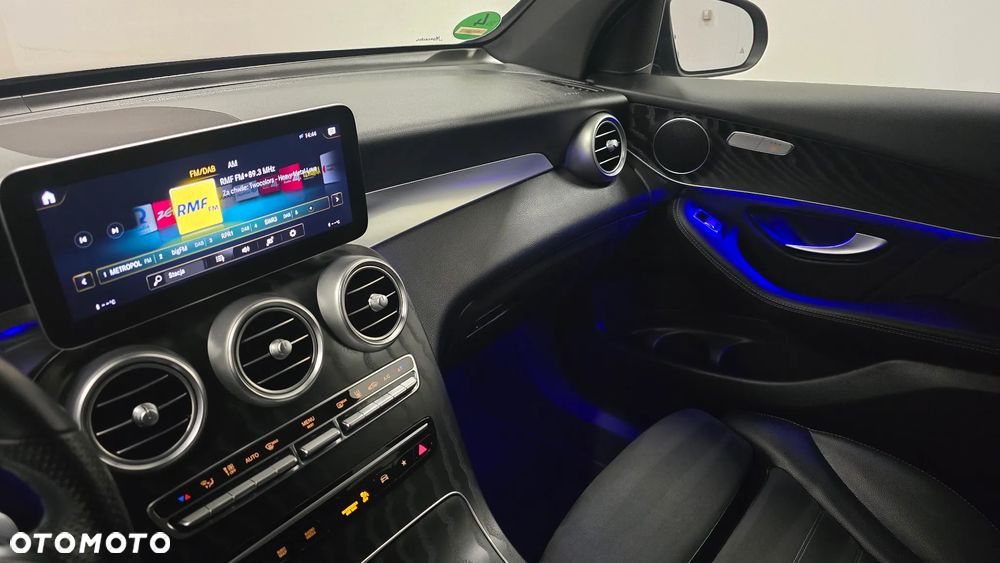 Mercedes-Benz GLC 300 de 4-Matic Business Edition - 19