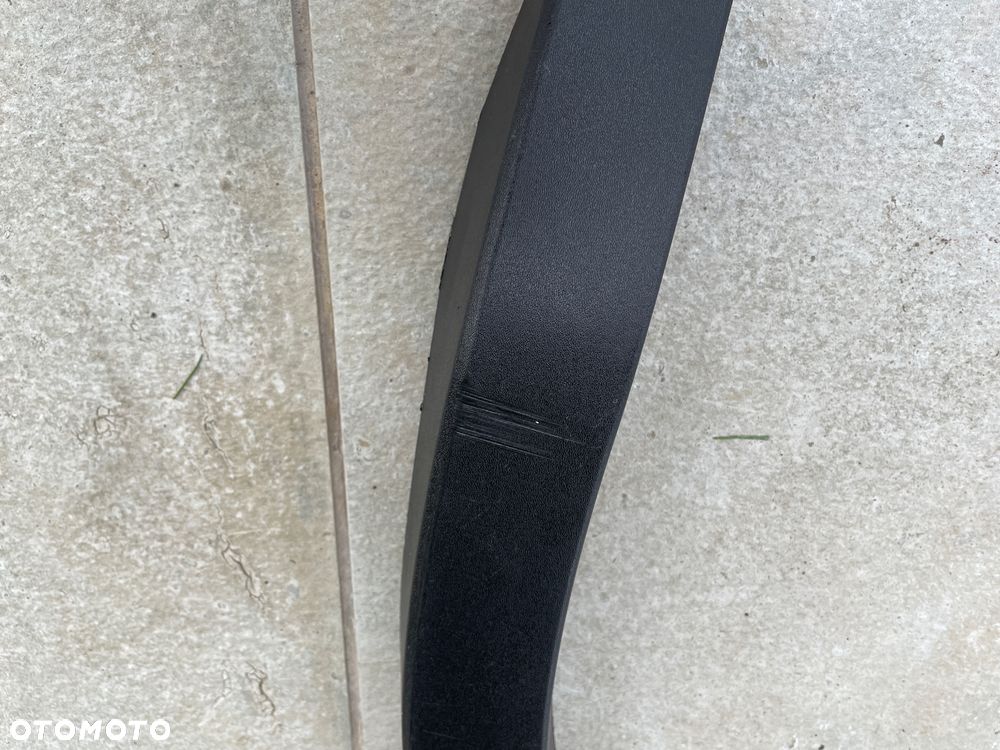 LISTWA BŁOTNIKA VOLVO XC 40 II TYLNA PRAWA - 2