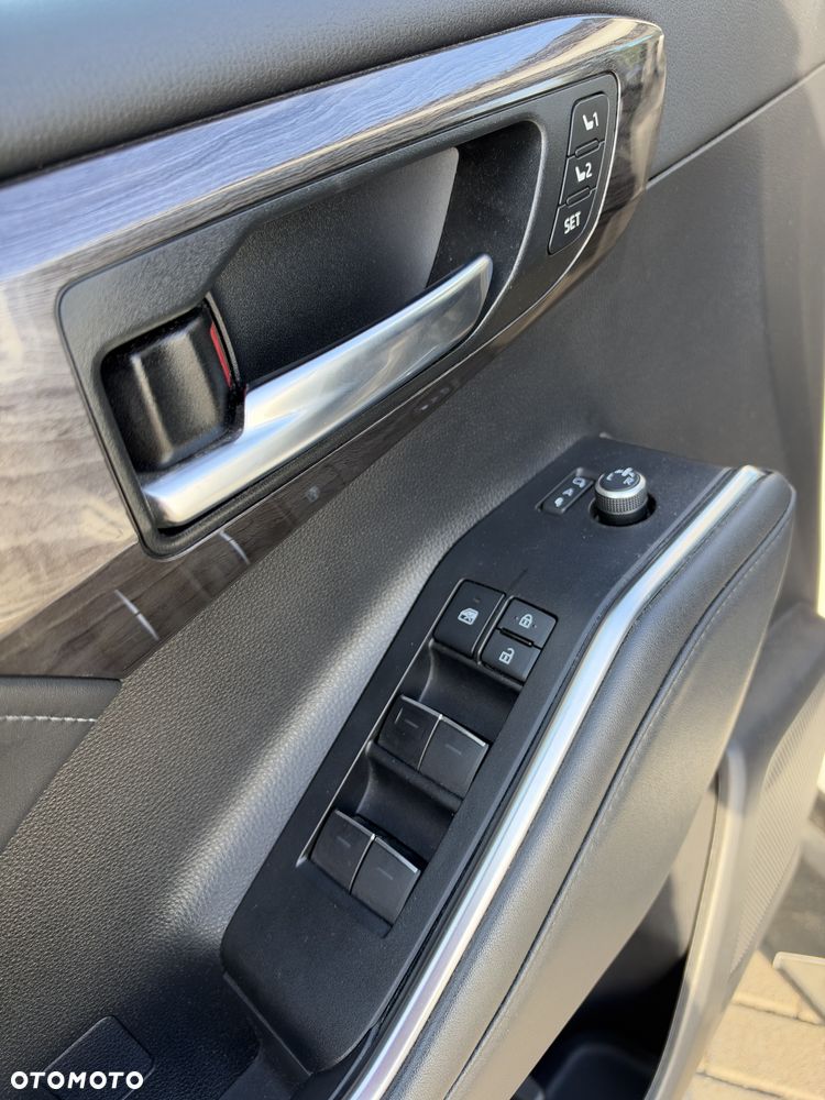Toyota Highlander 2.5 Hybrid Executive - 10