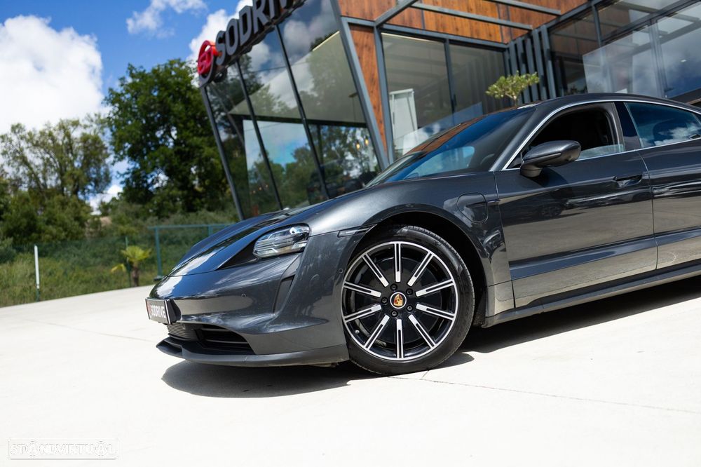 Porsche Taycan 4S Bateria Performance Plus - 26