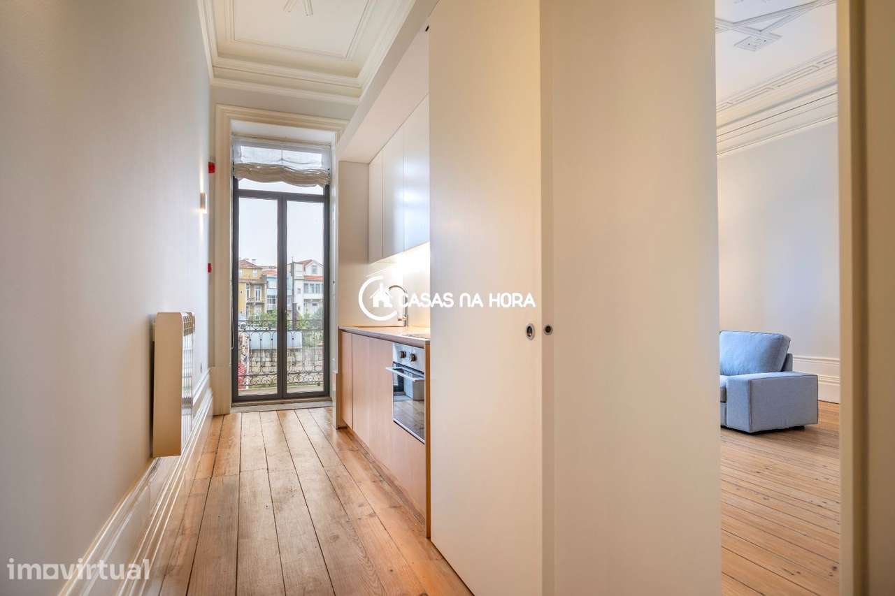 T2 Mobilado e Equipado | Condominio Fechado com Jardim - Grande imagem: 5/29