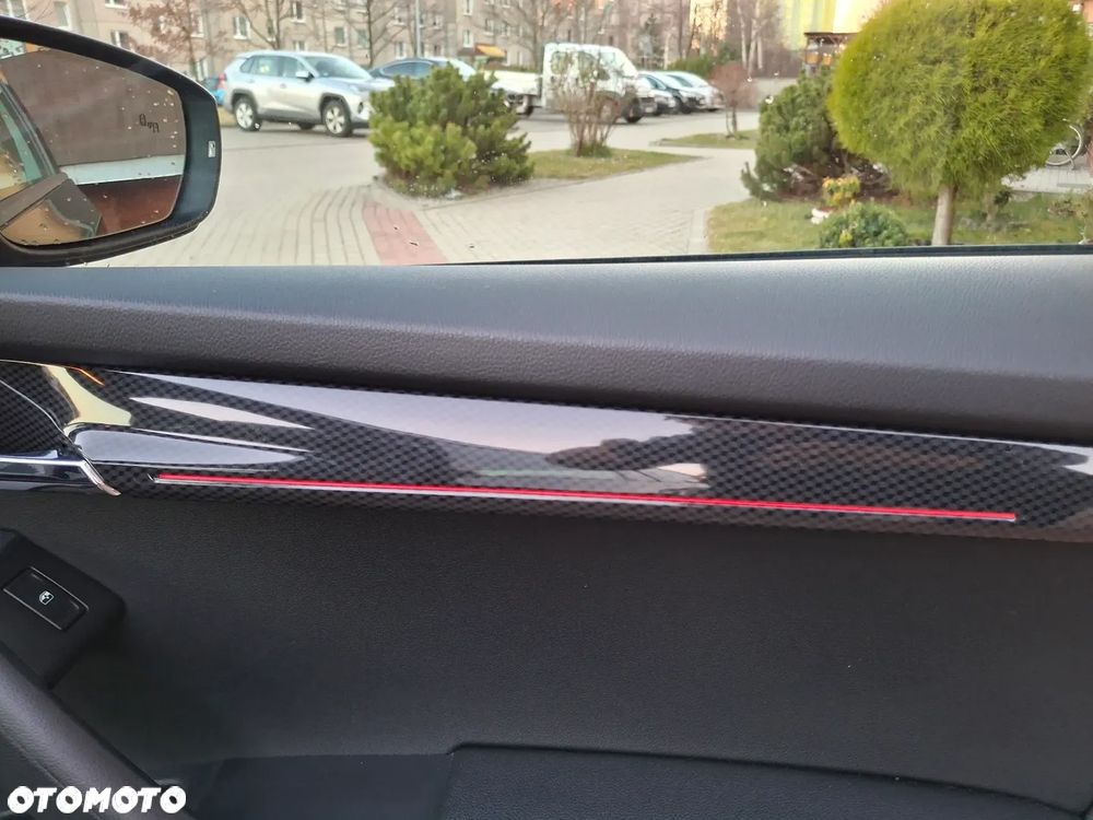 Skoda Octavia 2.0 TDI 4x4 DSG RS - 34