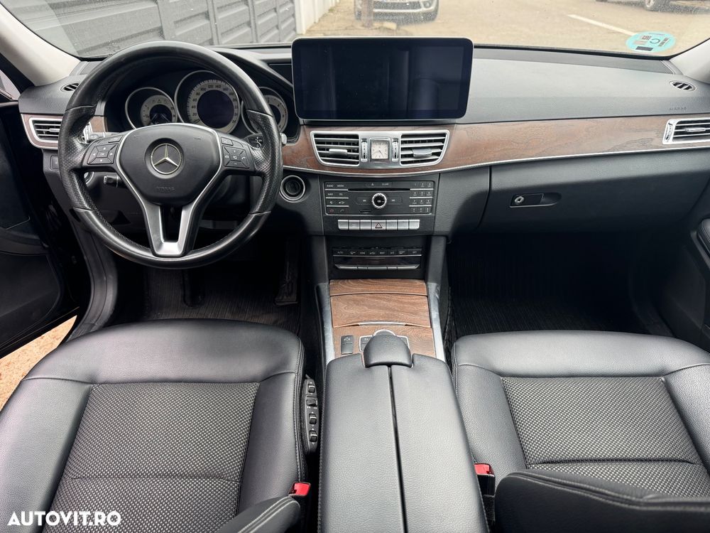 Mercedes-Benz E 300 T BlueTEC 9G-TRONIC Elegance - 7