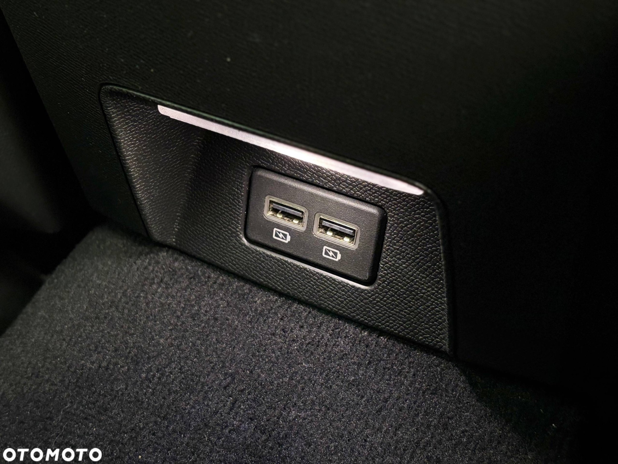 Peugeot 508 BlueHDi 130 EAT8 Allure - 22