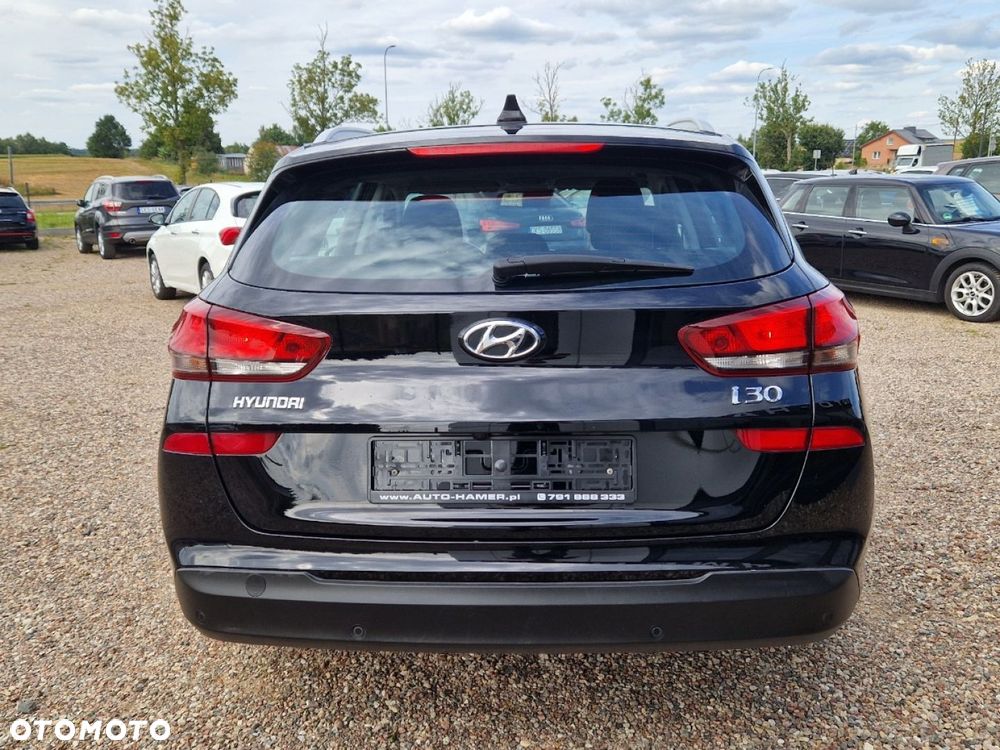 Hyundai i30 i30cw 1.6 CRDi Automatik Style - 29