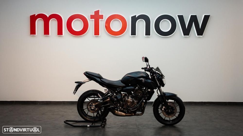 Yamaha MT-07 . - 3
