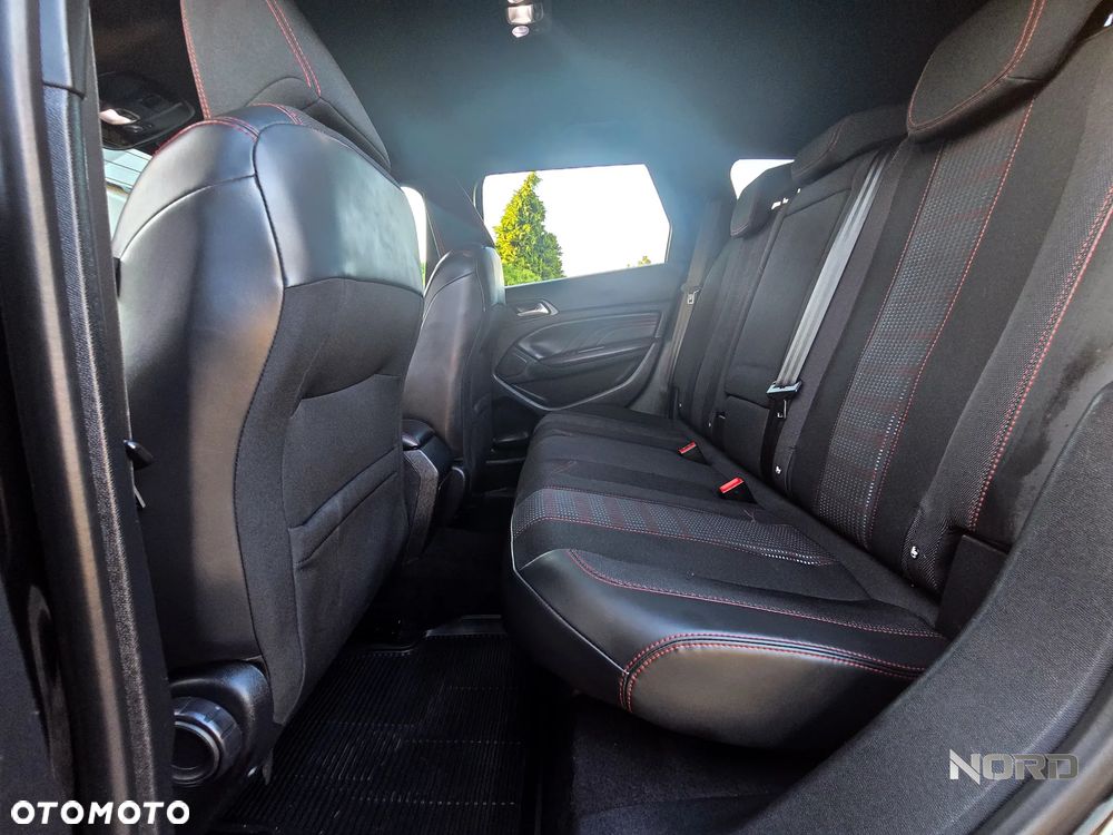 Peugeot 308 1.6 BlueHDi Active S&S EAT6 - 27