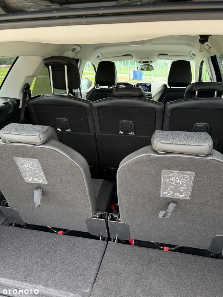 Peugeot 5008 - 16
