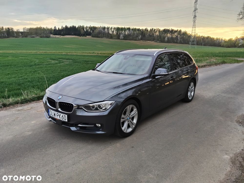 BMW Seria 3 330d Sport Line - 2