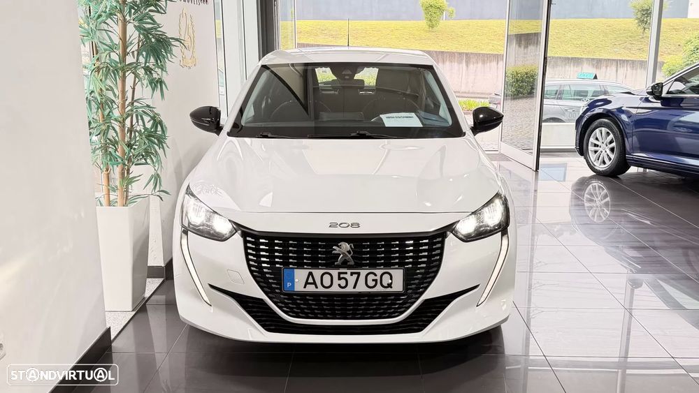 Peugeot 208 2022 photo 2