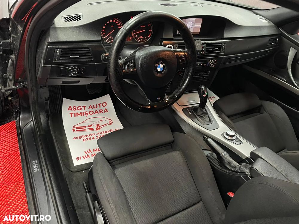 BMW Seria 3 318i Touring Aut. - 10