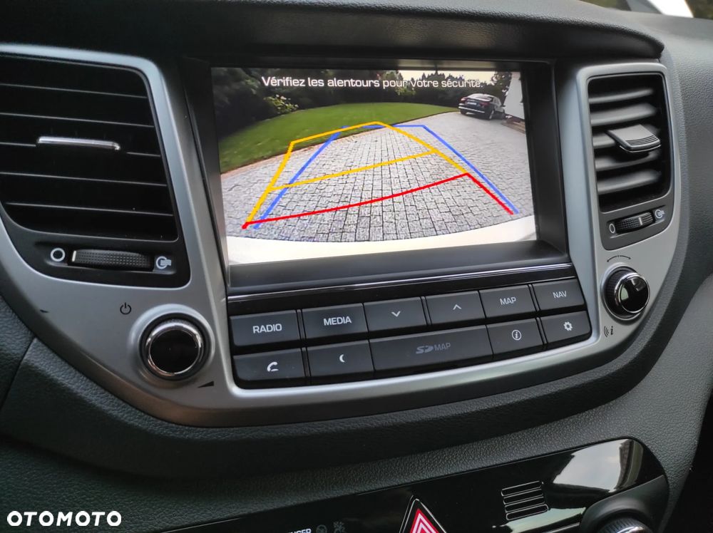 Hyundai Tucson 1.7 CRDI BlueDrive Style 2WD - 20