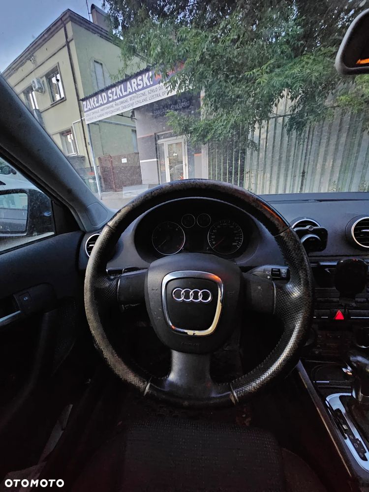Audi A3 Sportback 2.0 TDI DPF Ambition S tronic - 6