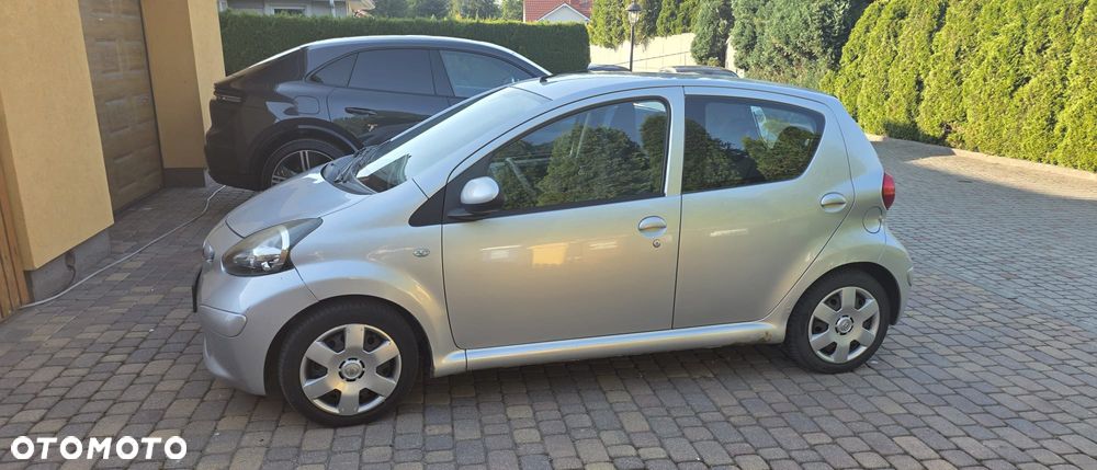 Toyota Aygo City - 6