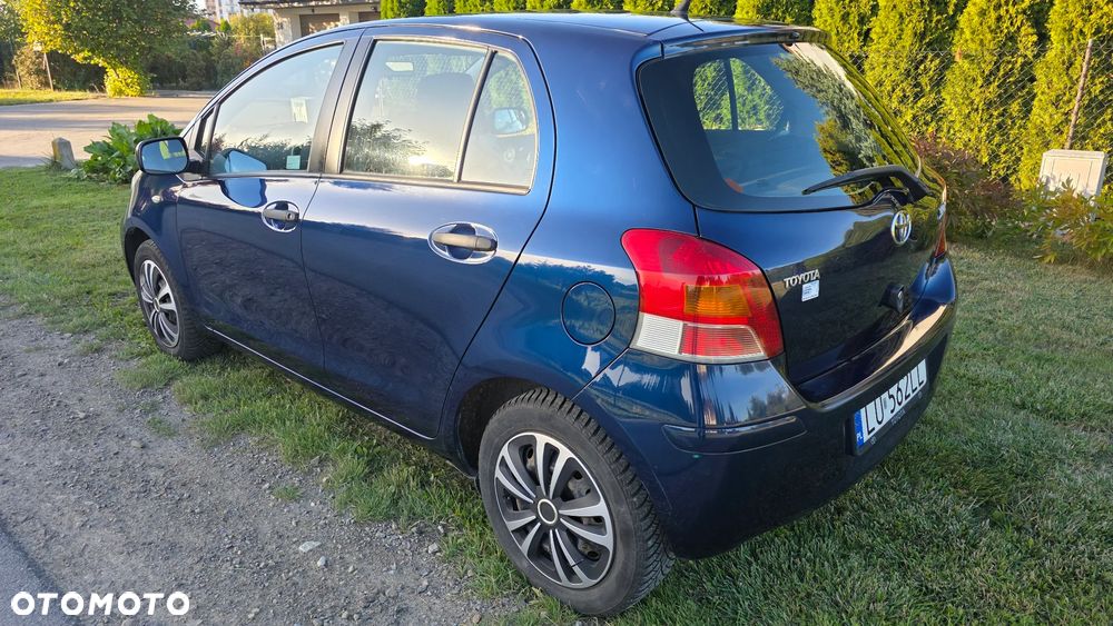 Toyota Yaris - 5