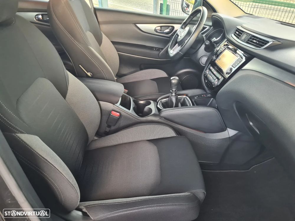 Nissan Qashqai 1.2 DIG-T N-Connecta - 19