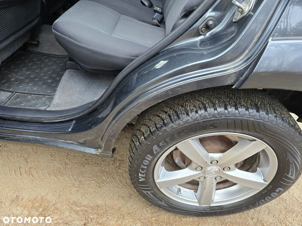 Toyota RAV4 2.0 VVT-i 4x4 - 21