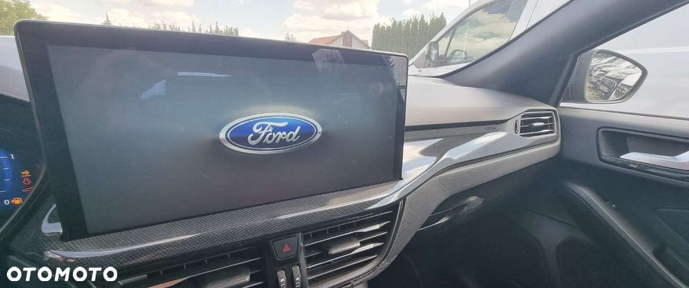 Ford Focus - 12