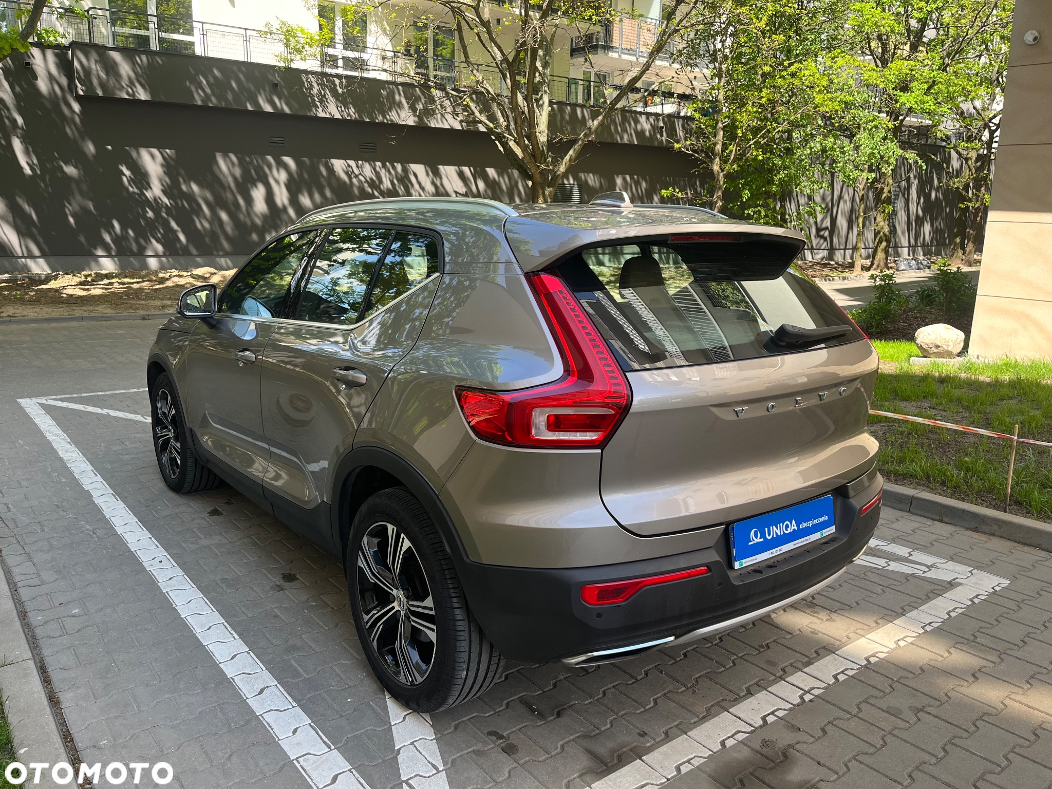 Volvo XC 40 T4 AWD Inscription - 4
