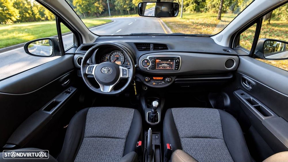 Toyota Yaris 1.4 D-4D ACtive - 16