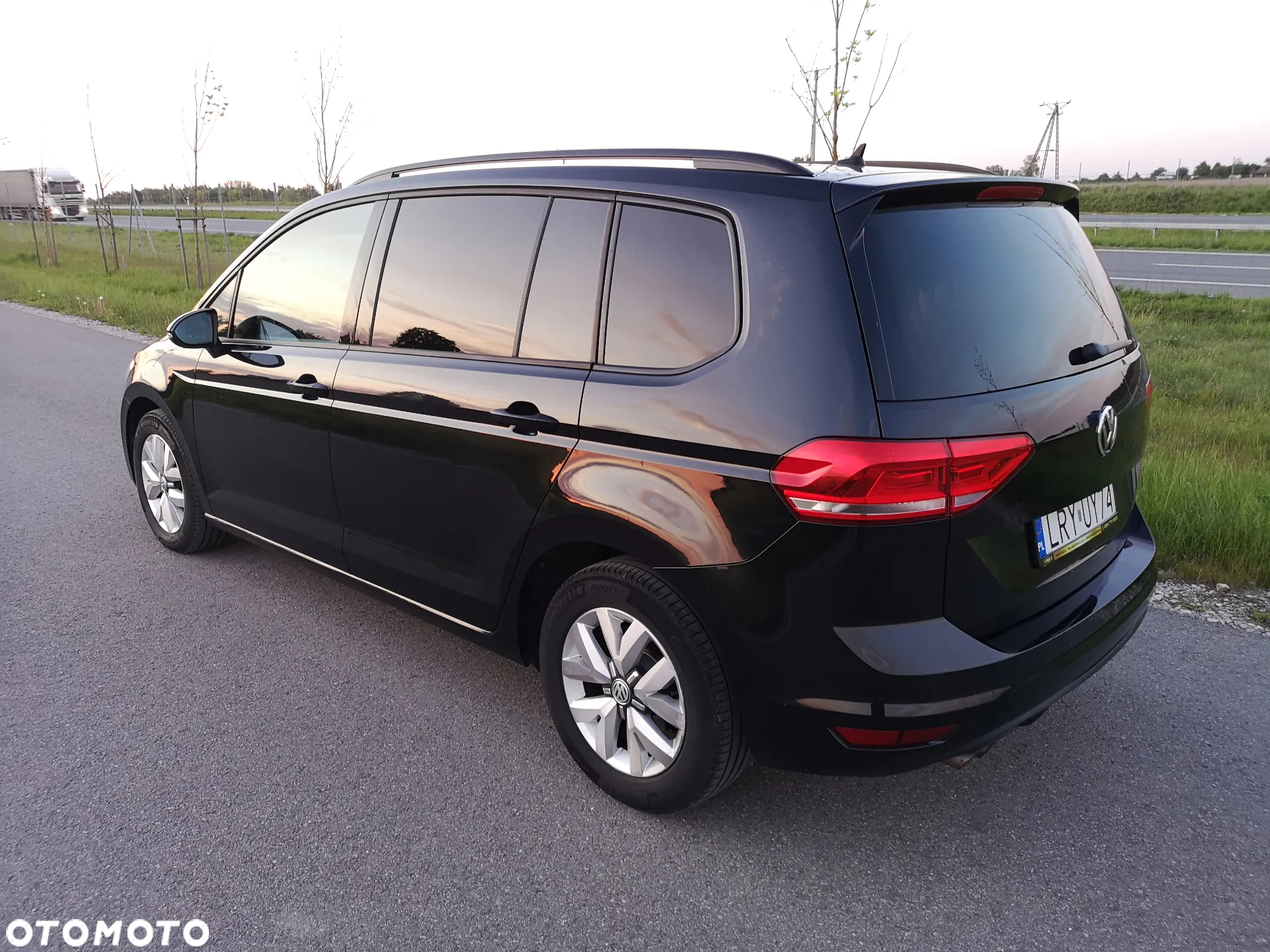 Volkswagen Touran 2.0 TDI SCR DSG Comfortline - 31