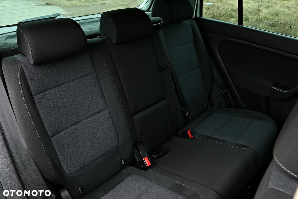 Volkswagen Golf Plus 1.6 TDI Comfortline - 9