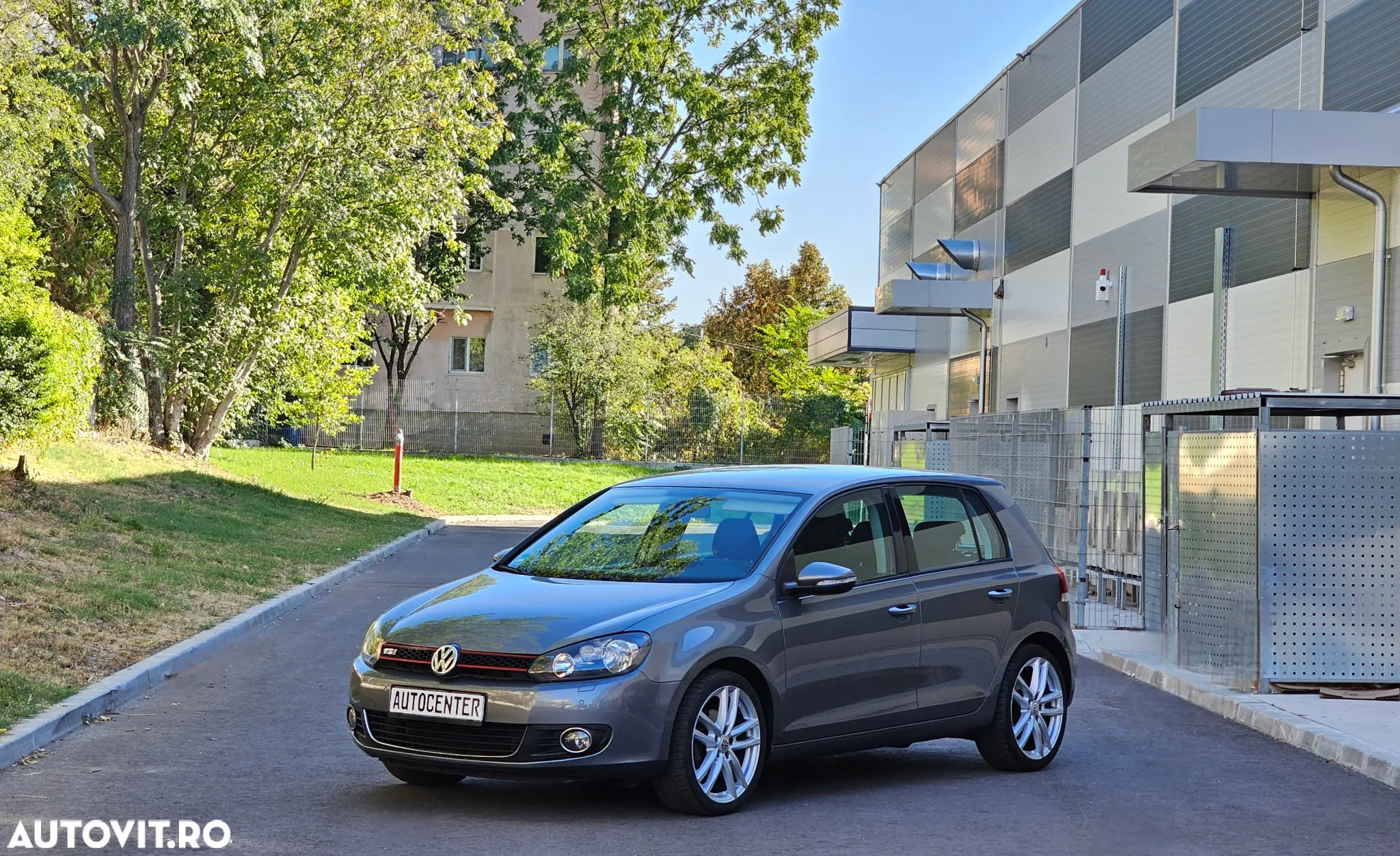 Volkswagen Golf 1.4 TSI Highline - 18