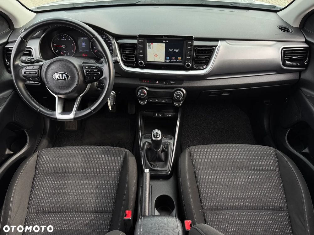 Kia Stonic 1.6 CRDi SCR L - 6