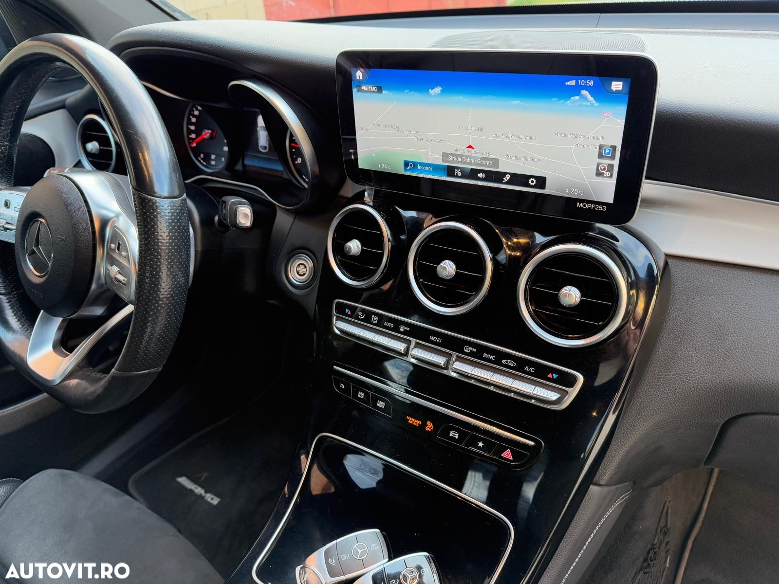 Mercedes-Benz GLC Coupe 300 d 4Matic 9G-TRONIC AMG Line - 33