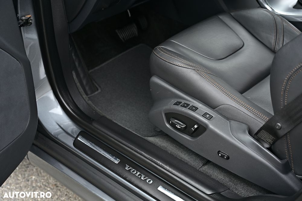 Volvo XC 60 D4 Geartronic Summum - 15