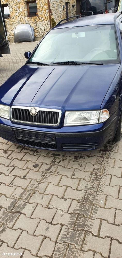 SKODA OCTAVIA I MASKA LAMPA ZDERZAK PRZÓD - 1