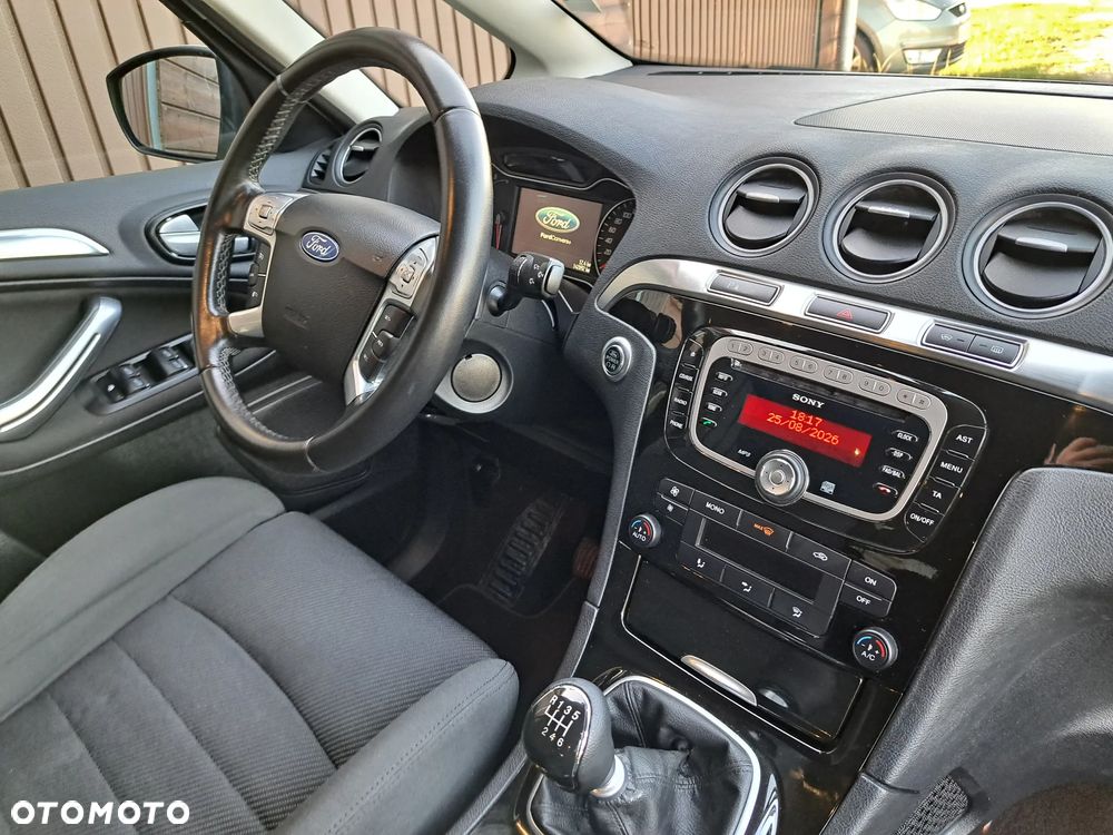 Ford S-Max 2.0 TDCi Titanium - 26