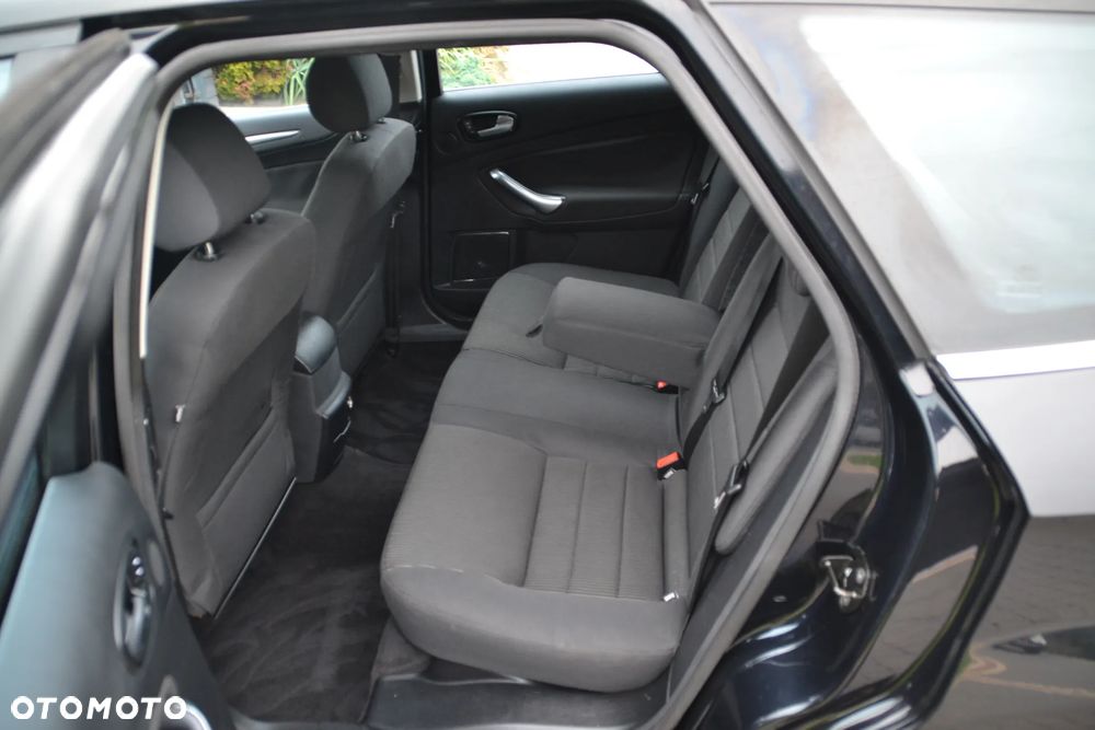 Ford Mondeo 2.0 Viva Titanium - 31