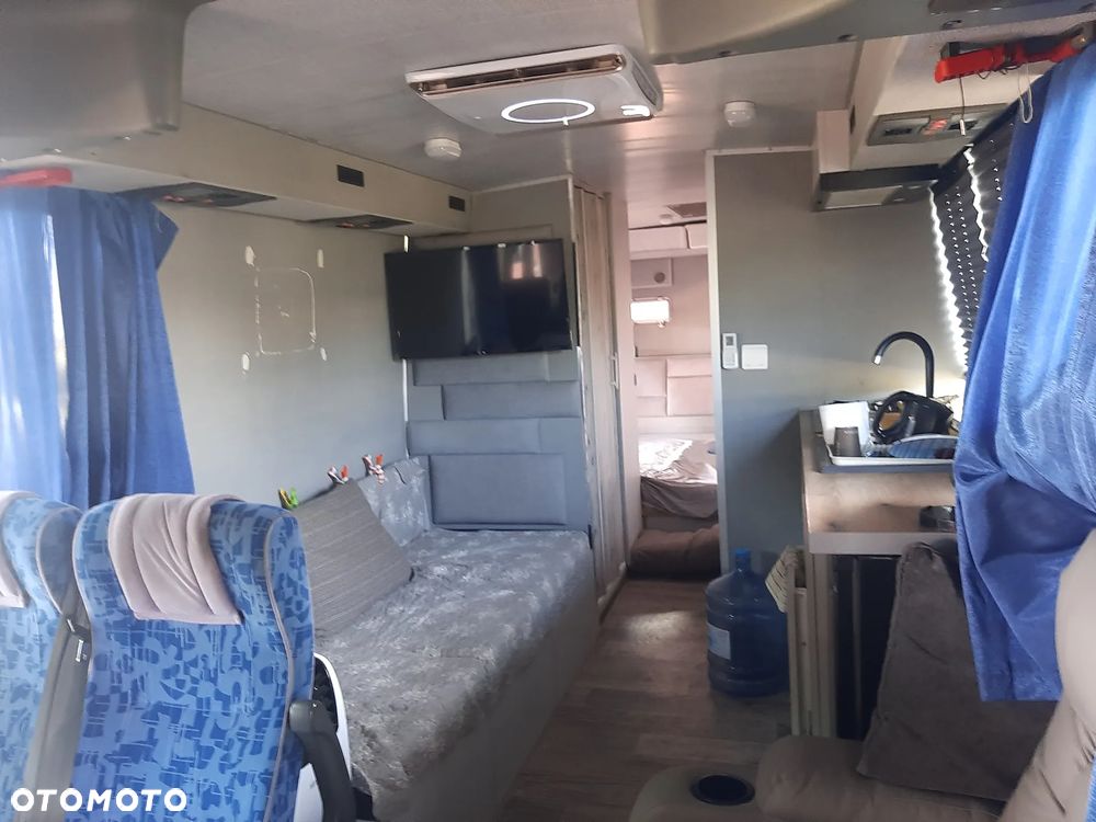 Isuzu kamper turquoise - 15