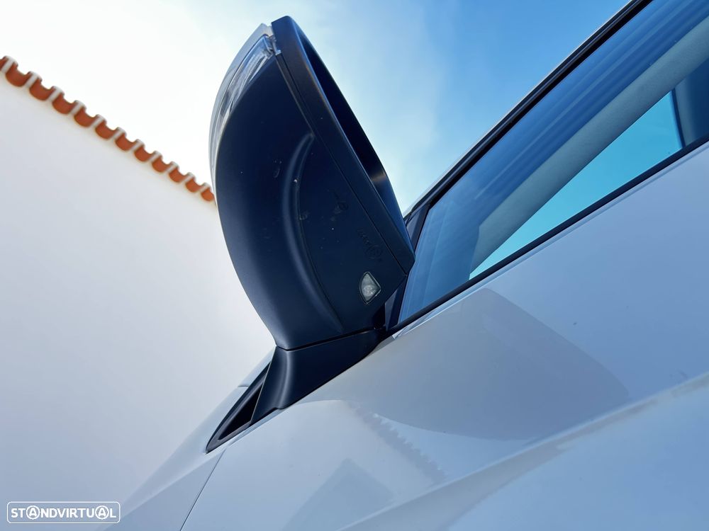 VW Golf Variant 1.6 TDi BlueMotion DSG Comfortline - 27