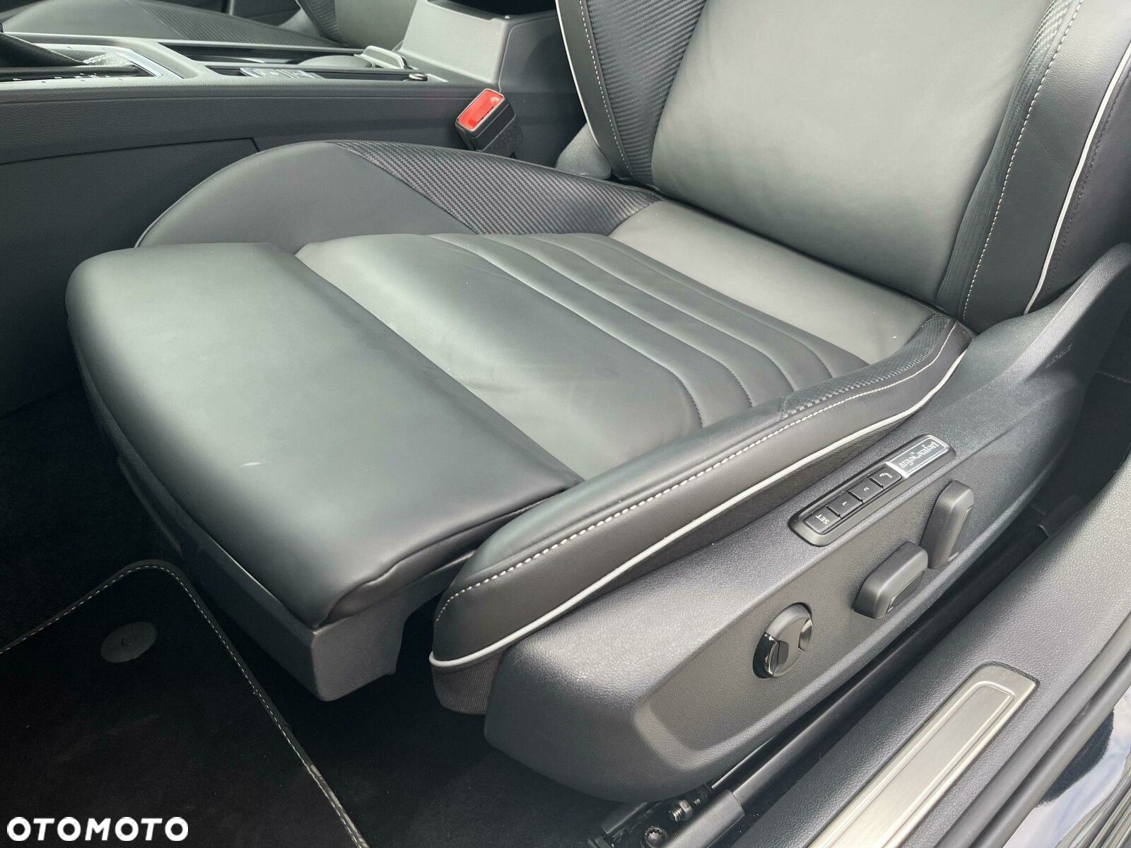 Volkswagen Arteon 2.0 TSI R-Line DSG - 13