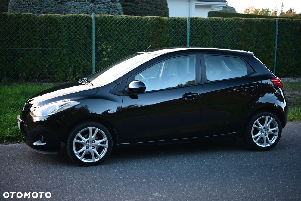Mazda 2 - 7