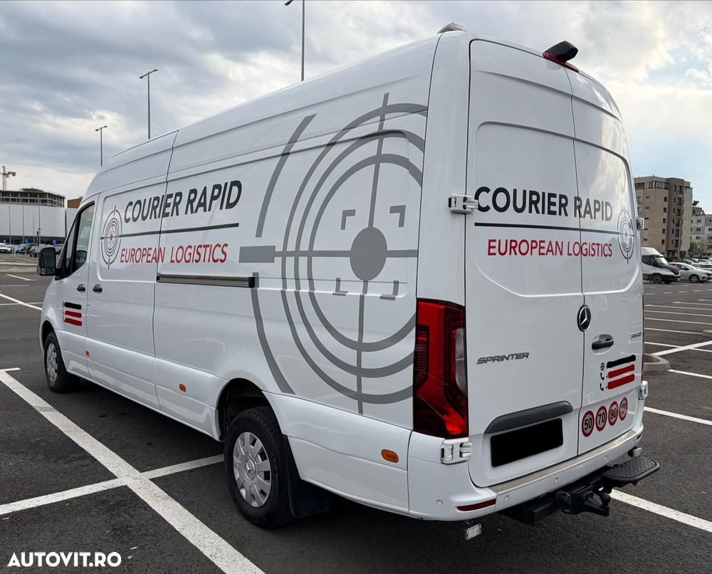 Mercedes-Benz SPRINTER 319 - 13