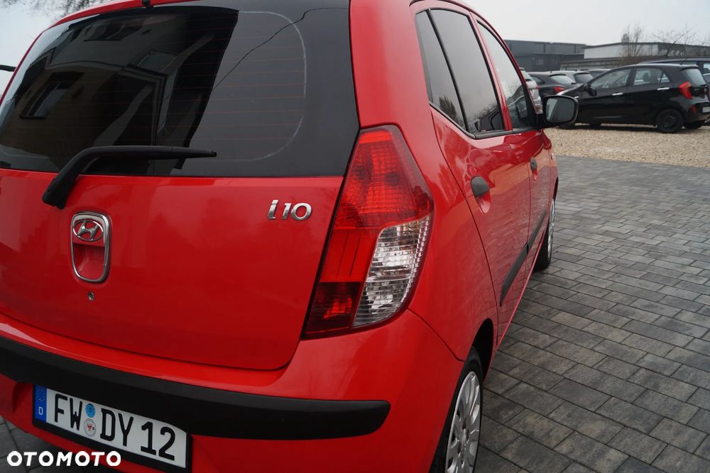 Hyundai i10 1.1 Base - 18