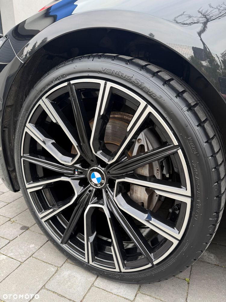 BMW Seria 7 740Li - 35