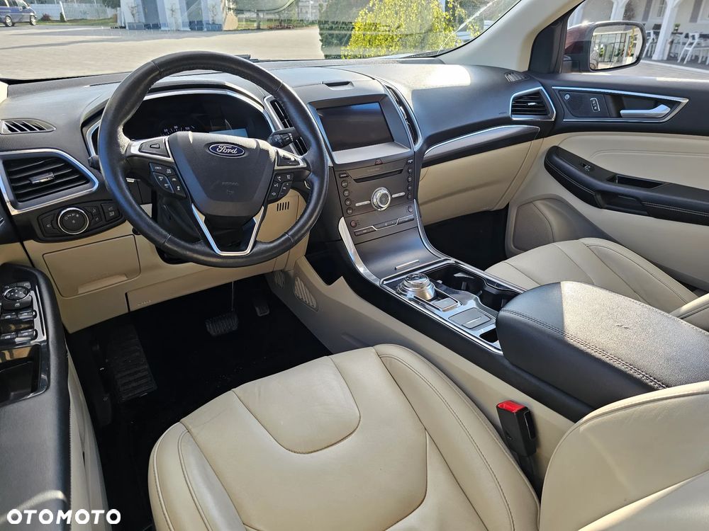 Ford Edge - 5