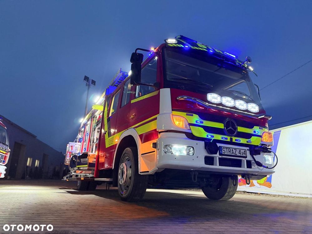 Mercedes-Benz Mercedes Atego GBA Wóz Strażacki Woda+Piana, Wysokie prześwity, Maszt oświetleniowy - 18