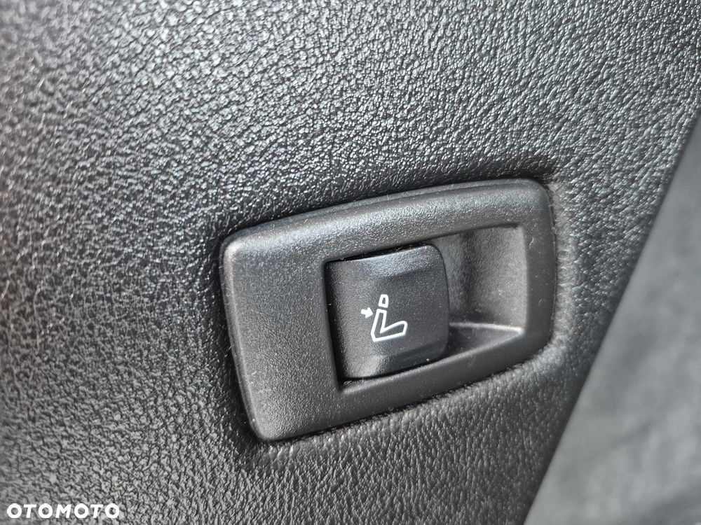 BMW Seria 5 520d Sport - 24