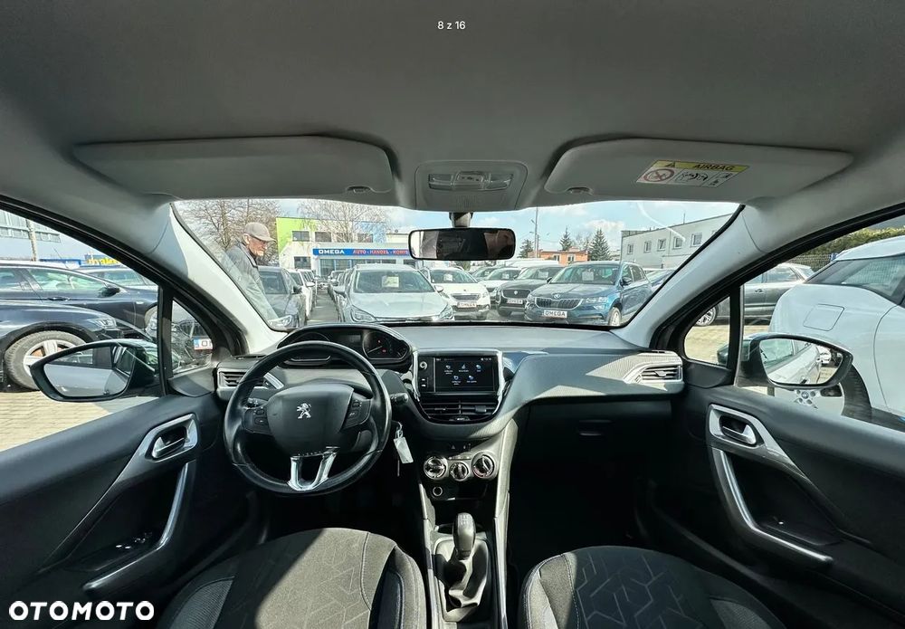 Peugeot 2008 1.2 Pure Tech Style - 8