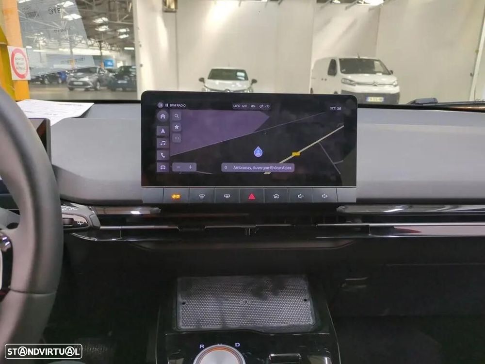 MG MG4 64 kWh Luxury - 8