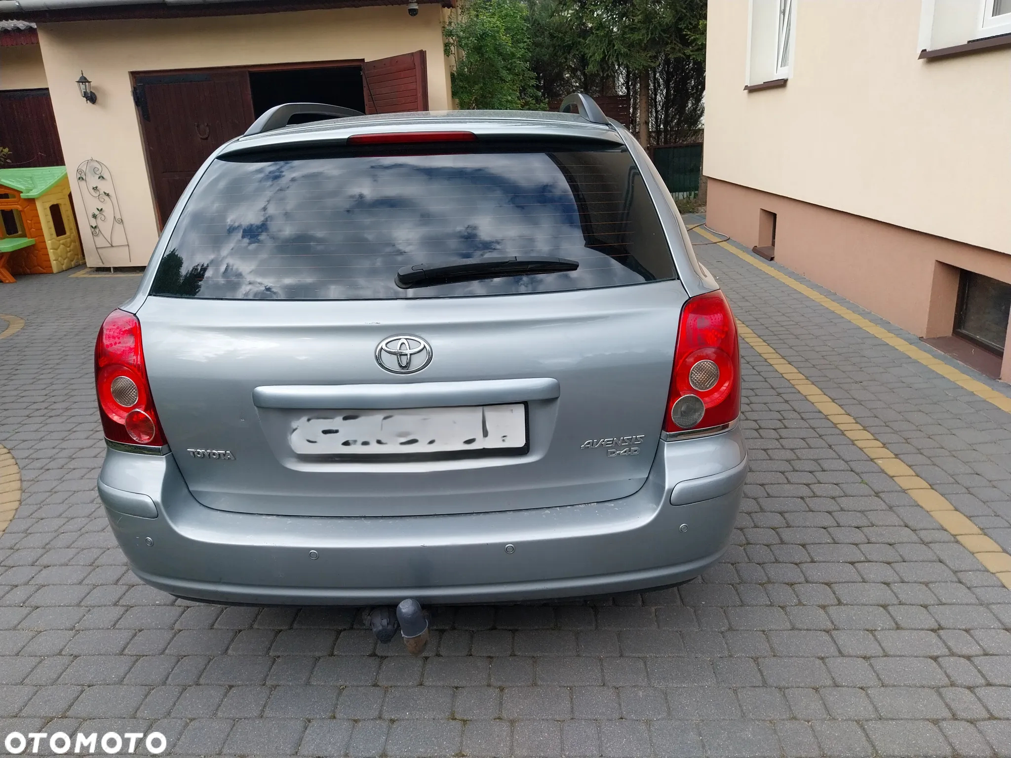 Toyota Avensis - 3