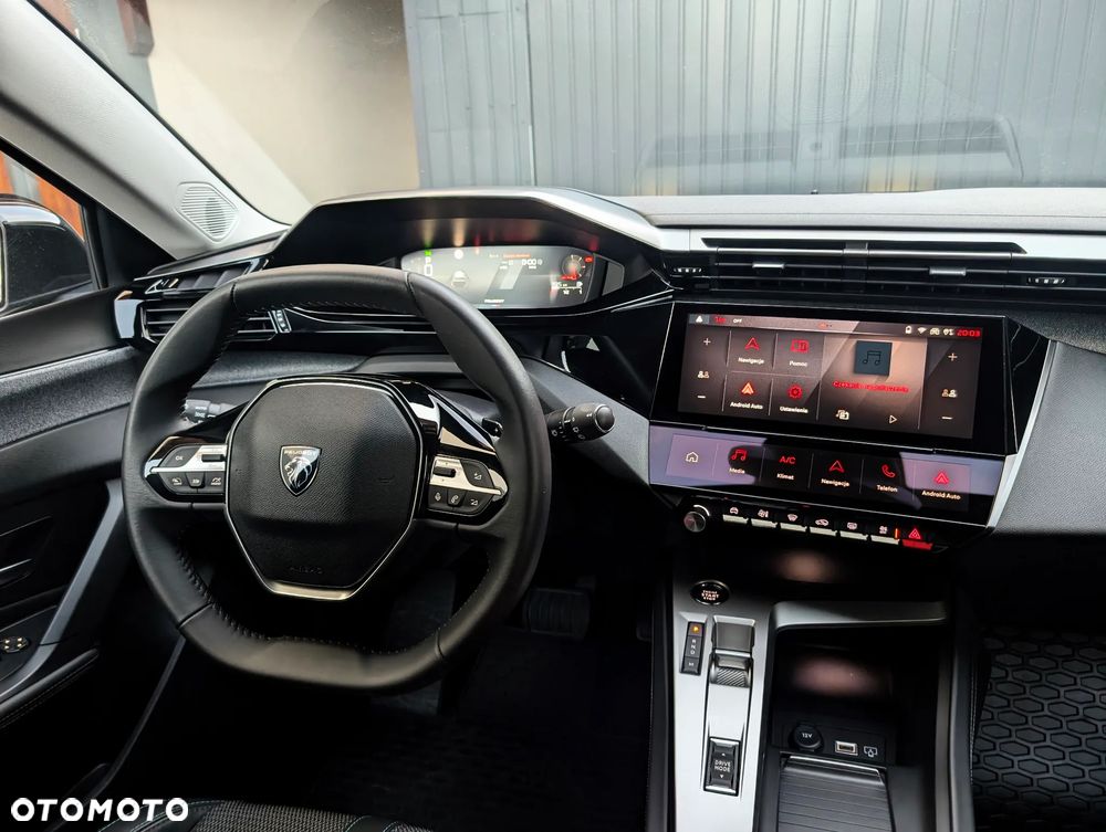 Peugeot 308 1.2 PureTech Allure Pack S&S EAT8 - 16