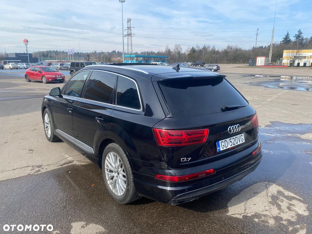 Audi Q7 - 15